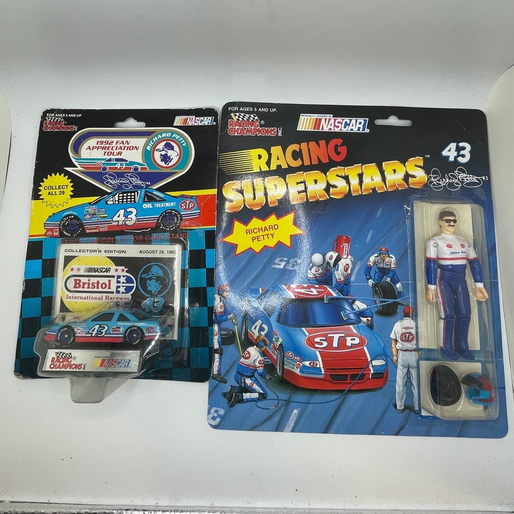 1991,1992 Richard Petty bundle car and action figure ,new